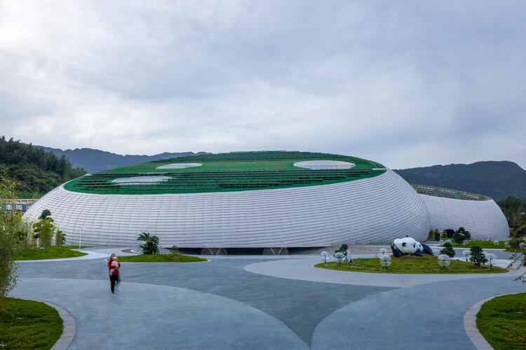 Ya'an Panda Performance Center / ZXD Architects – Exterior photography