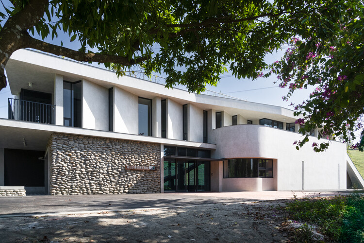 Hushan Reservoir Environmental Education Center / KDS Architects - Image 6 of 37