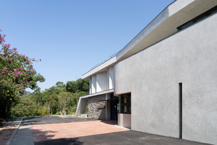 Hushan Reservoir Environmental Education Center / KDS Architects - Image 7 of 37