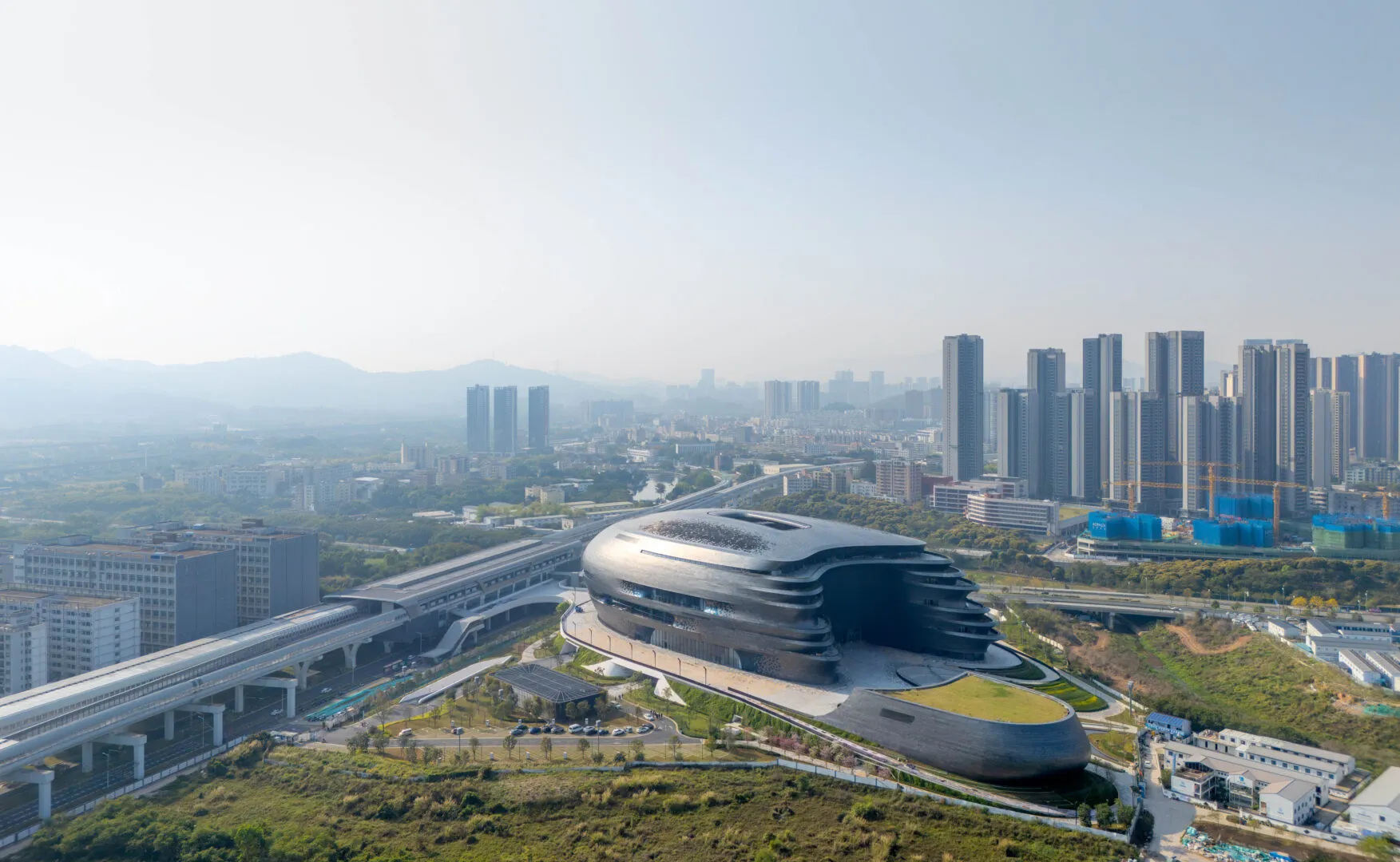 Zaha Hadid Architects completes the futuristic Shenzhen Science & Technology Museum 3 Zaha Hadid Architects completes the futuristic Shenzhen Science & Technology Museum