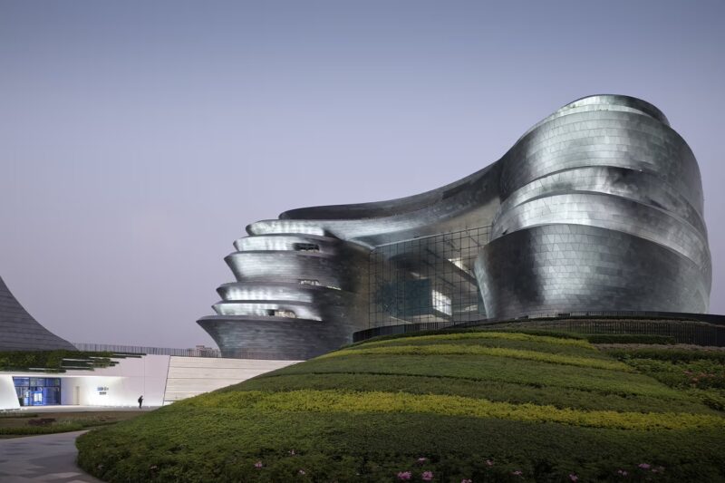 Zaha Hadid Architects reveal futuristic Shenzhen Science & Technology Museum | dumb
