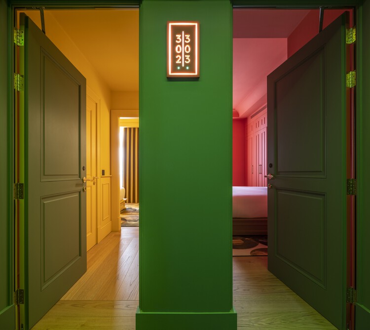 Art Legacy Hotel / Rebelo Andrade - Interior photography, wood, door