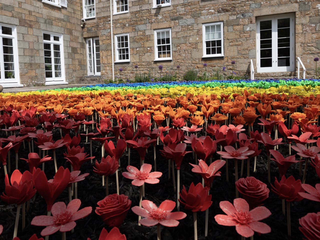 Flower 3D printed flowers transform the preservation into a shining meadow