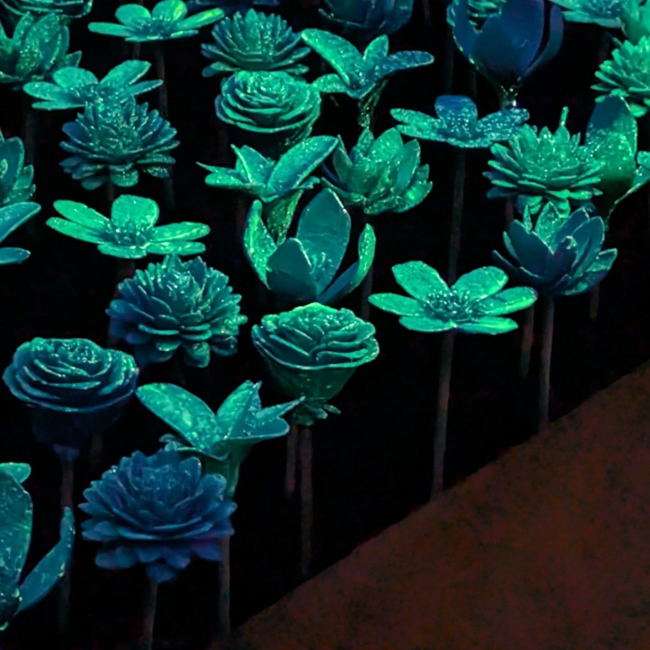 Flower 3D printed flowers transform the preservation into a shining meadow