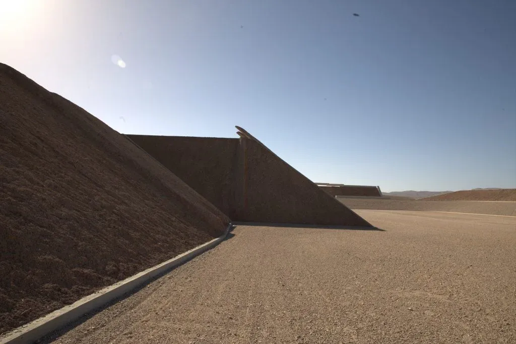 Michael Hizer's “City”: A monumental land -art installation in the desert of Nevada 19 Michael Hizer's