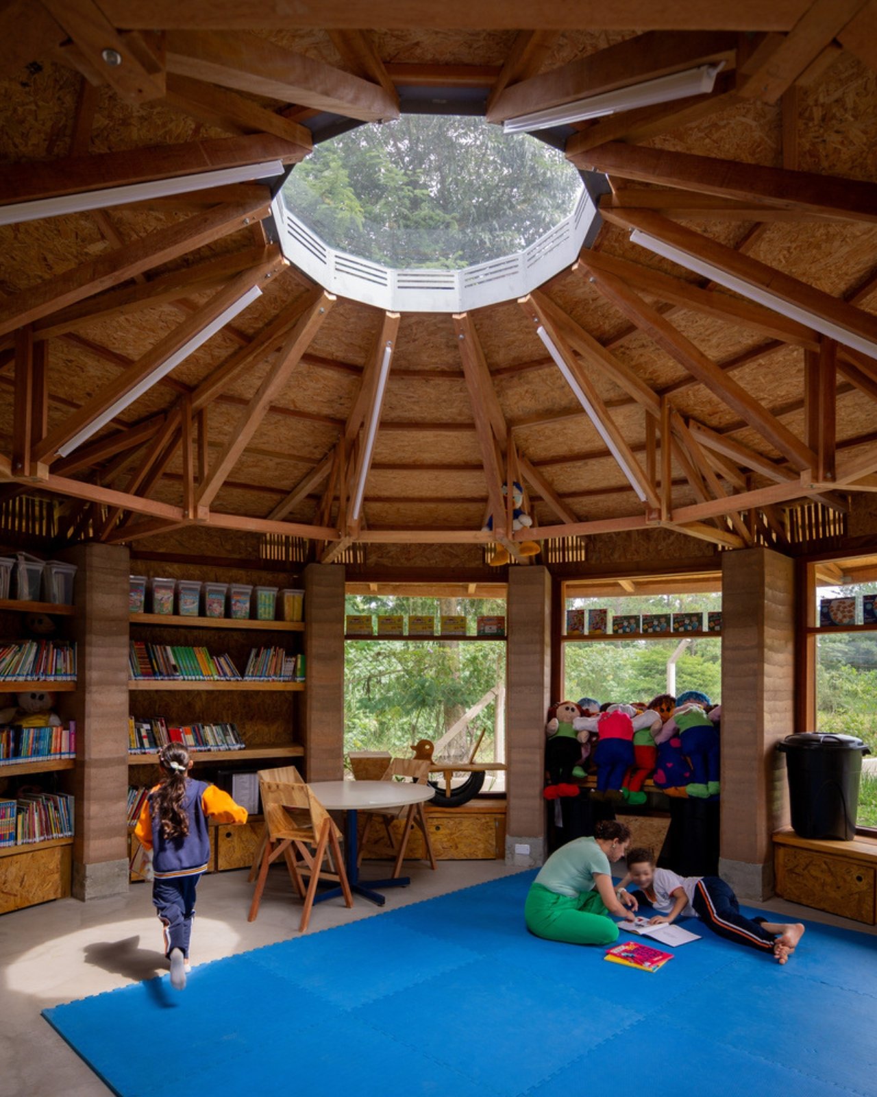Sustainable school in Brazil breathes new life in rural education