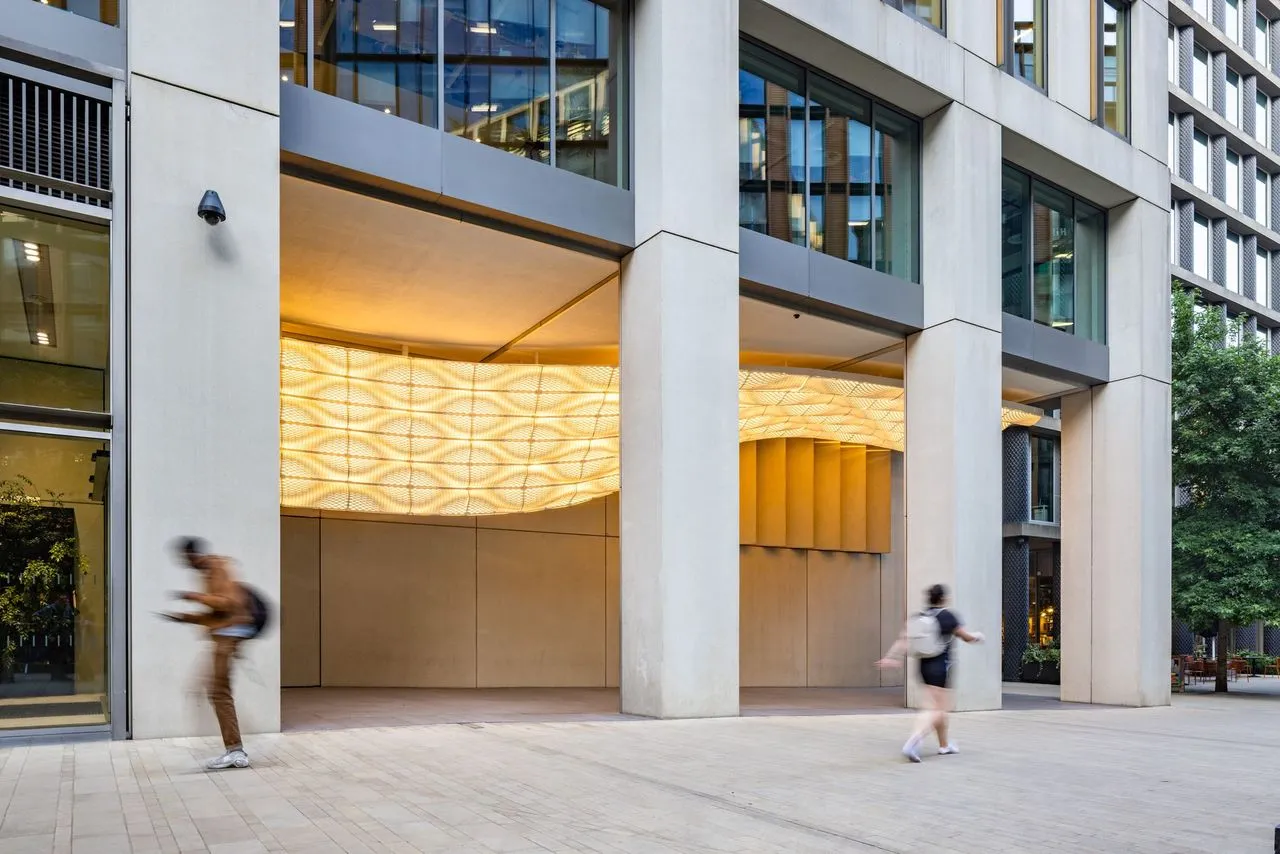 Mamou Memanis 3D-printed Riva sculpture at King's Cross 9 Riva installation at the King's cross from Mamou-Mani Architects