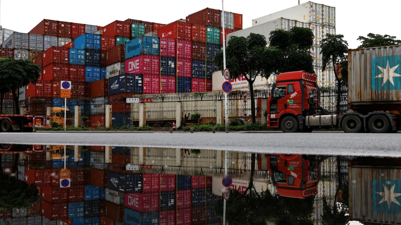 China's manufacturing activity activities more than expected in July