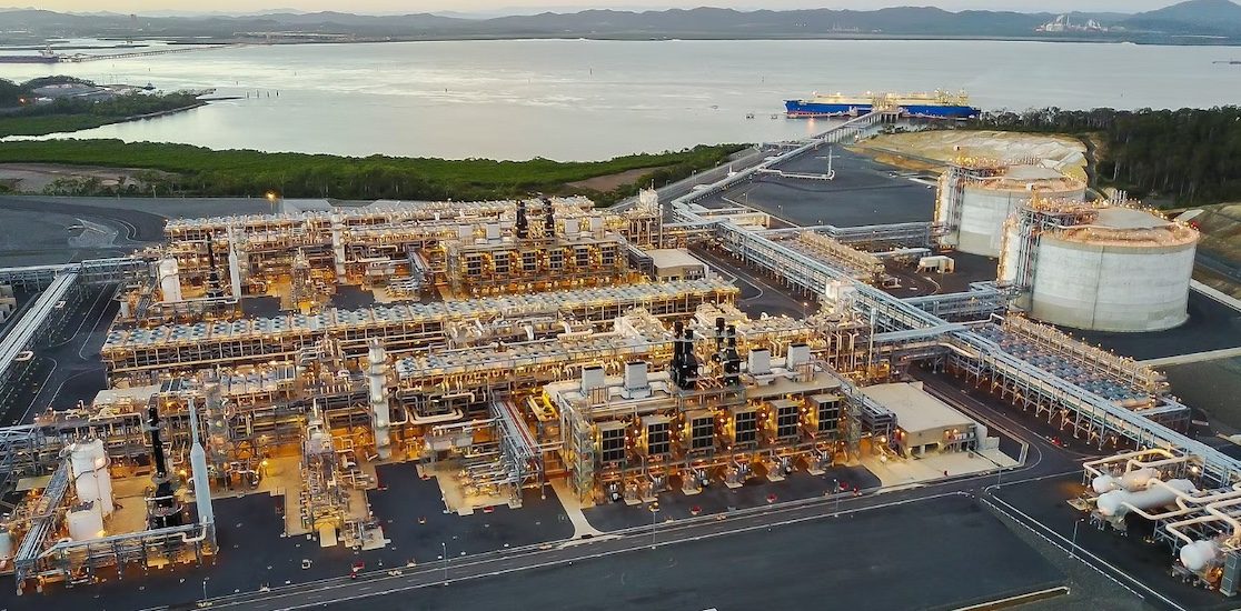 Hof supports LNG MegaProject developer in many years of cost dispute with fluor