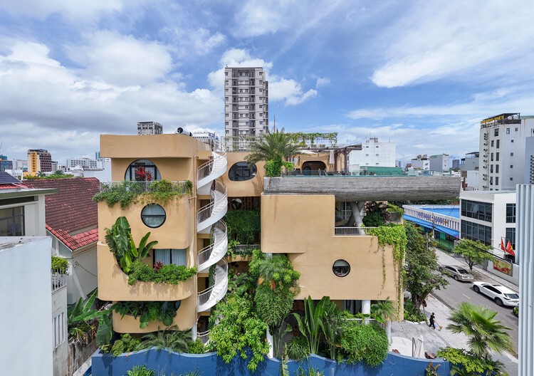 Saha Casa Boutique / Ho Khue Architects - Image 1 of 45
