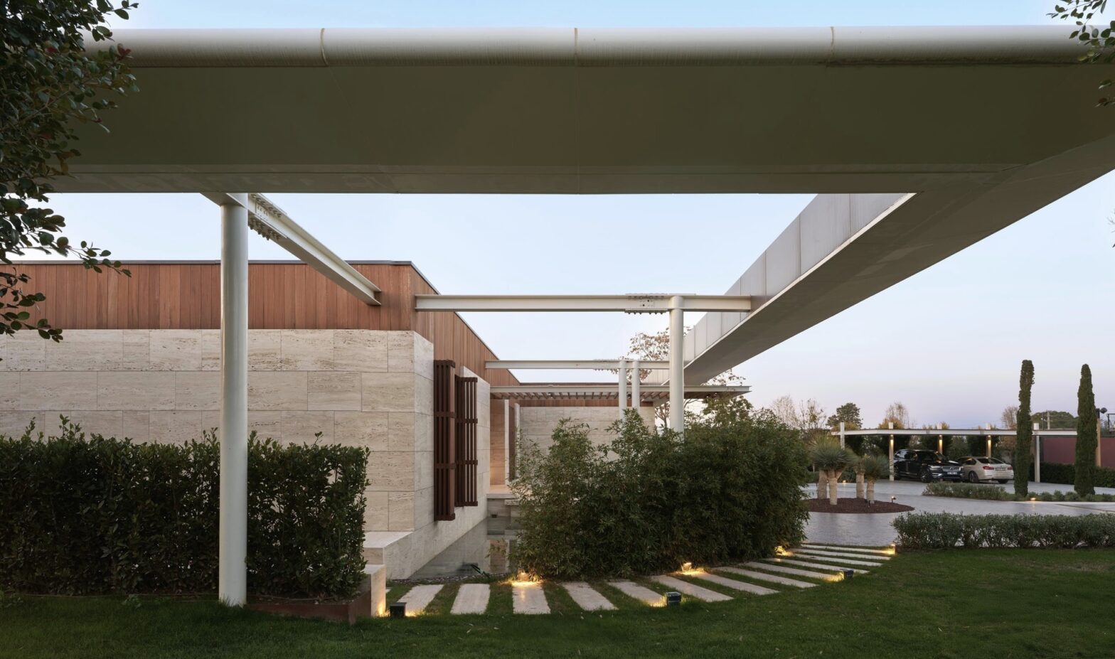 Vourla House / Gad Architecture