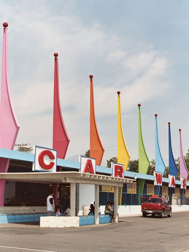 Googie washing station in California