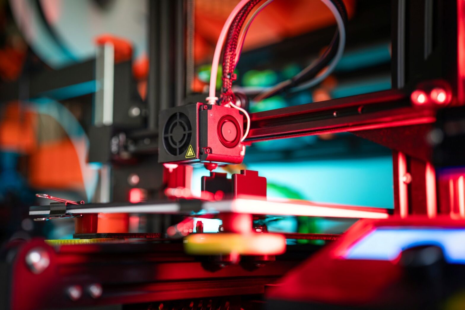 The researchers develop a groundbreaking 3D printer that creates household items made of unexpected material: "accessible to everyone".