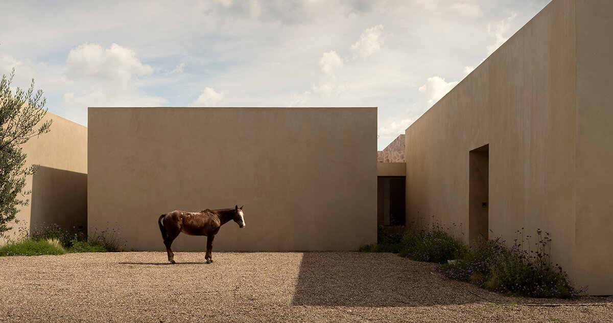 Jorge Garibay's Casa San Francisco is a monolithic group in a Mexican vineyard