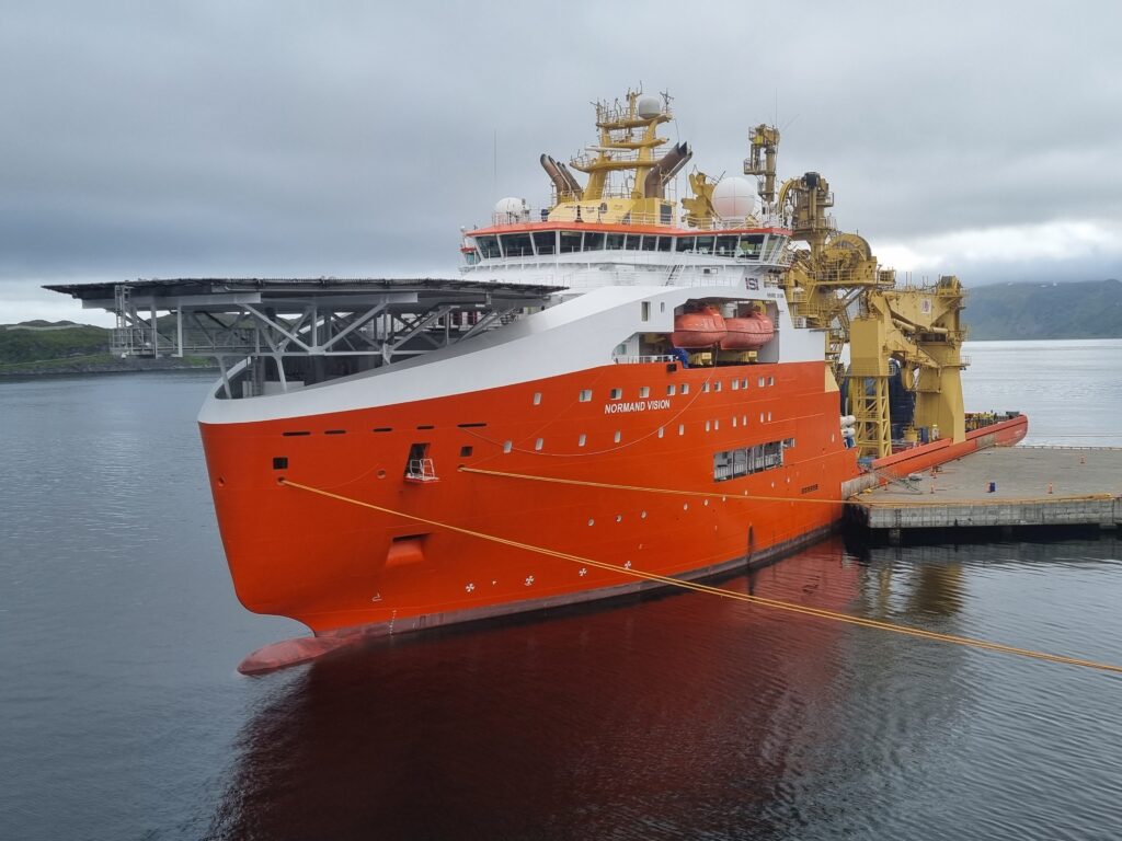 Solstad and Ocean Installer agree to extend contract for Advanced CSV, possibly until 2031