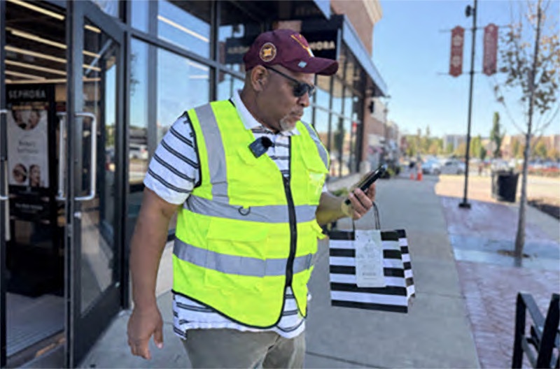 'So much competition': Federal contractor resorts to food deliveries as he struggles to find work