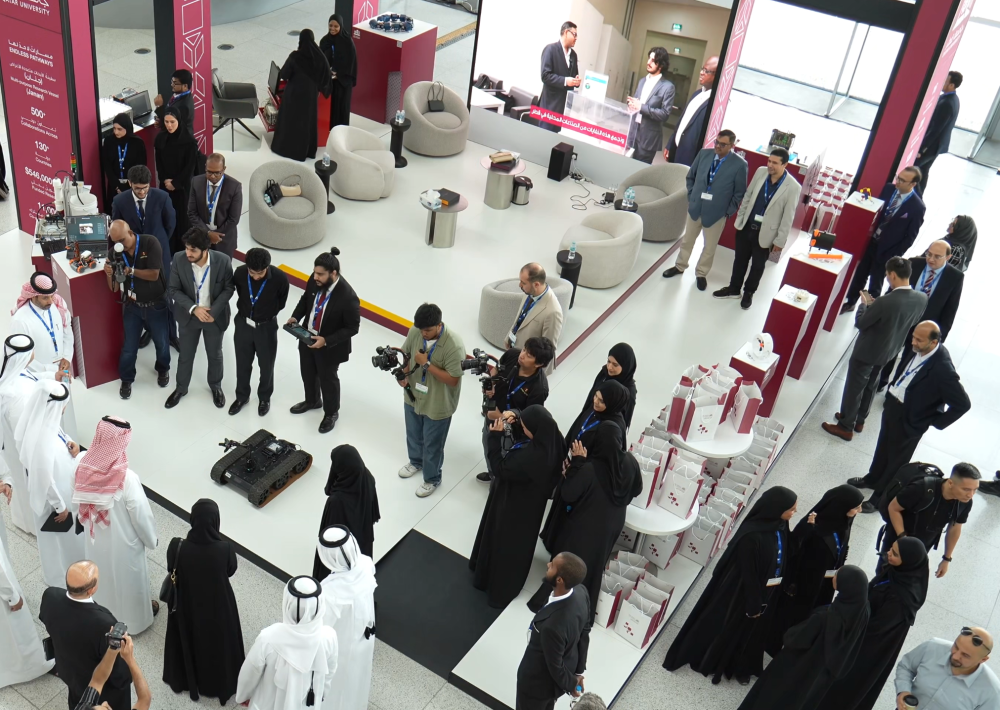 QU showcases energy and sustainability innovations at QatarEnergy LNG meeting
