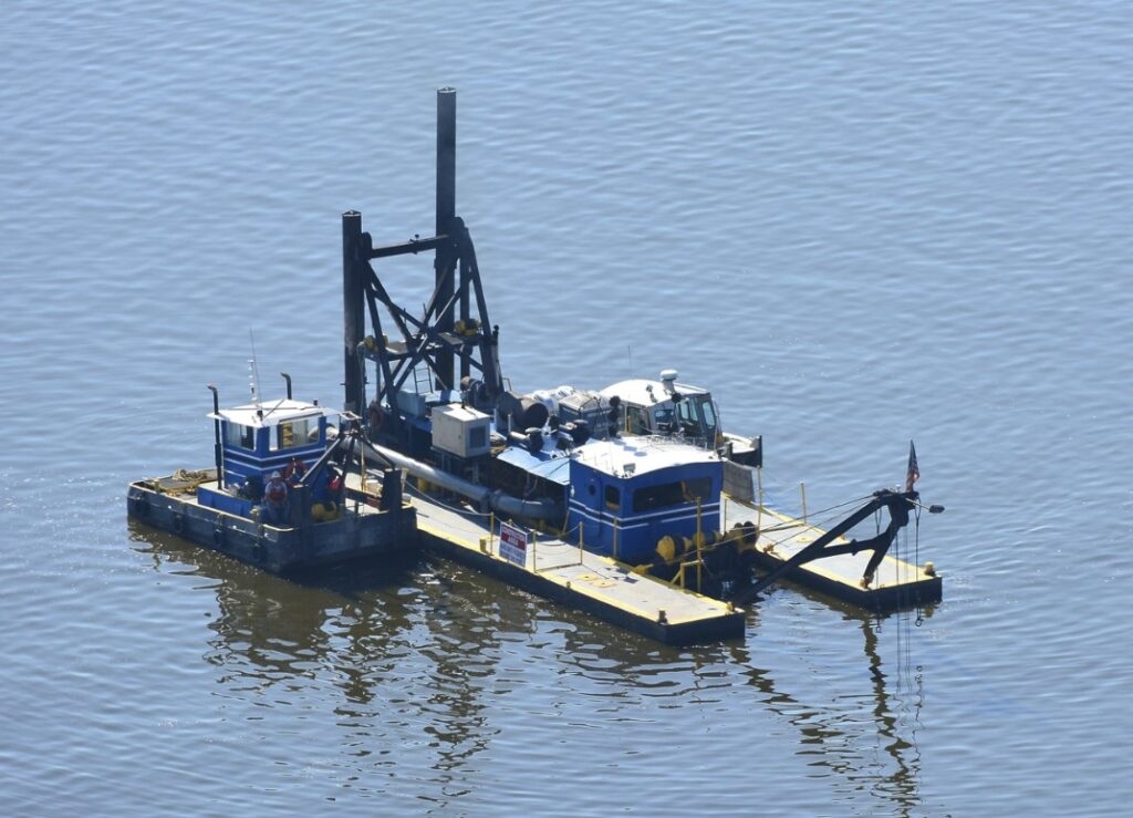 USACE awards $8.5 million contract for New Pass Maintenance Dredging, Sarasota, to COASTAL DREDGING CO, INC