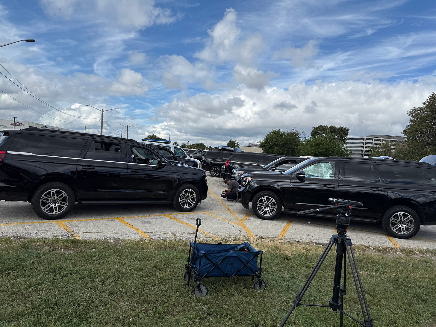 Chicago agrees to provide a more permanent structure for limo/Uber Black drivers