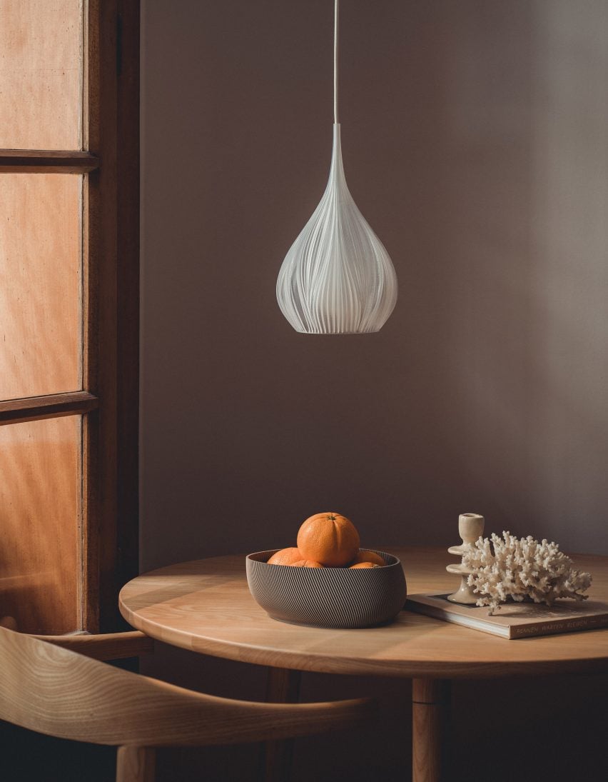 Sheyn creates delicate, fabric-like folds in Fald Pendant