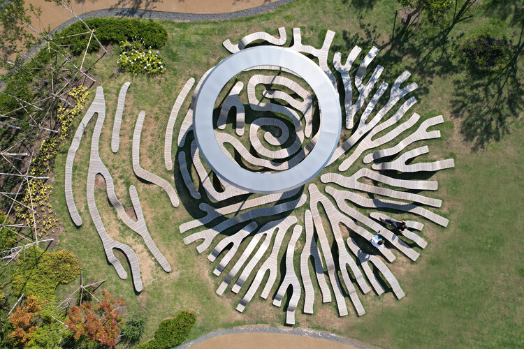 Reaction Field / Yong Ju Lee Architecture - Image 7 of 18