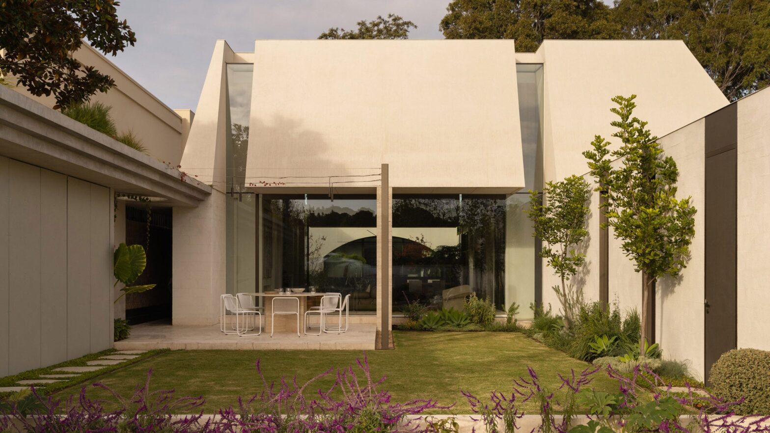 J Kidman Architecture designs the monolithic Temple House in Melbourne